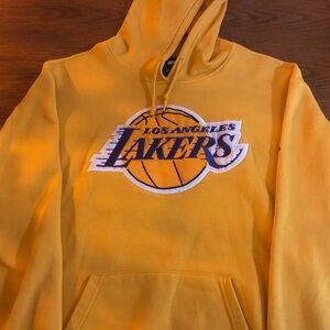 Preowned Los Angeles Lakers Large Sweatshirt